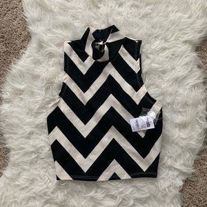 SAVE NWT summer croptop